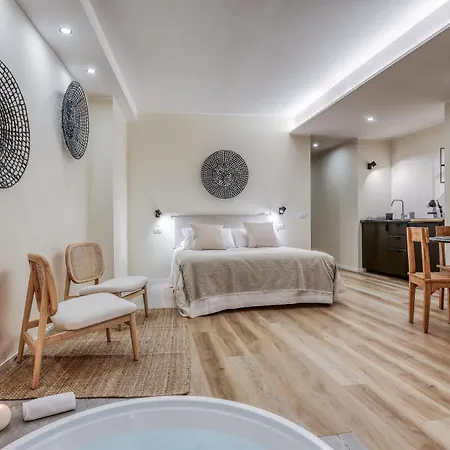 Welchome - Aparthotel *